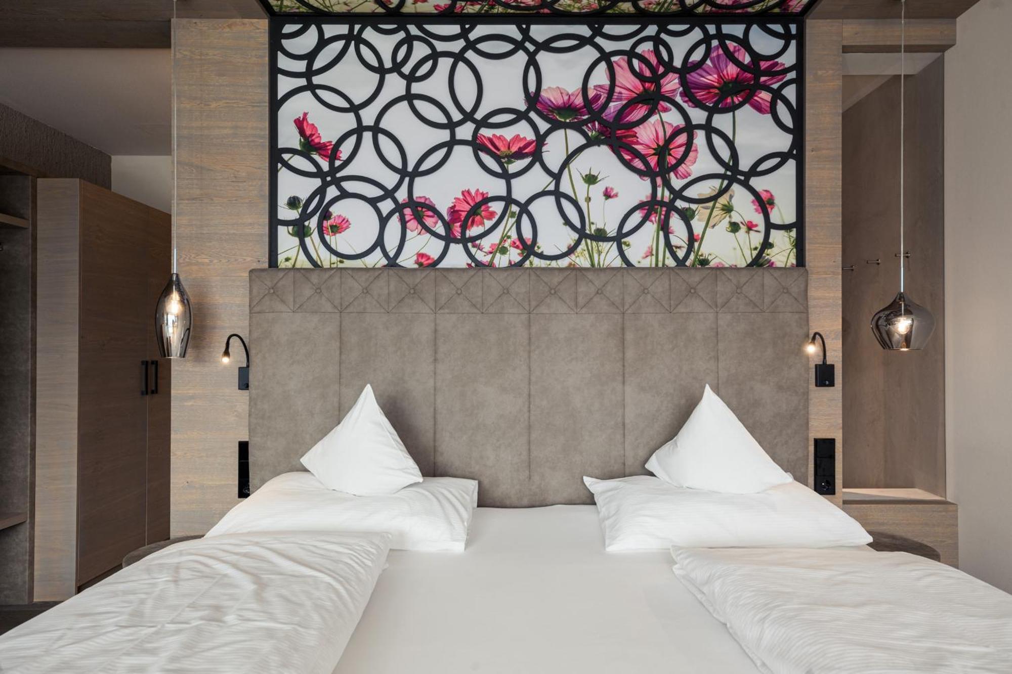 Das Gerstl Alpine Retreat Malles Venosta Ngoại thất bức ảnh
